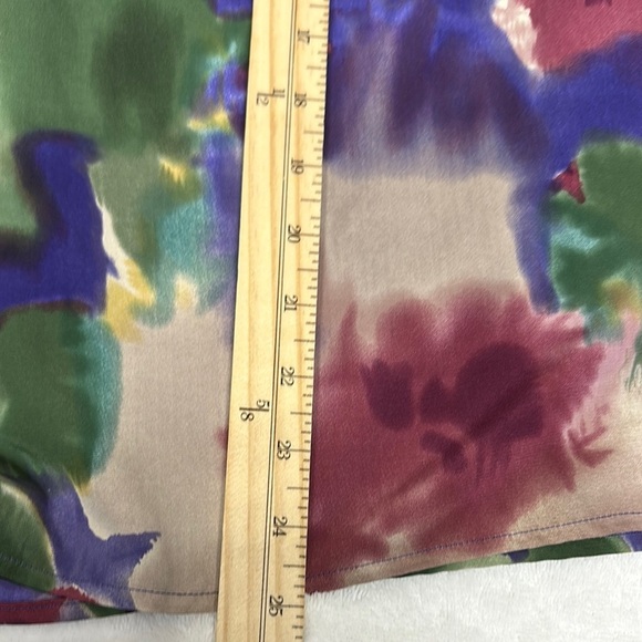 Simply Vera Vera Wang Graphic Purple Green Sleeveless Blouse - Picture 6 of 7